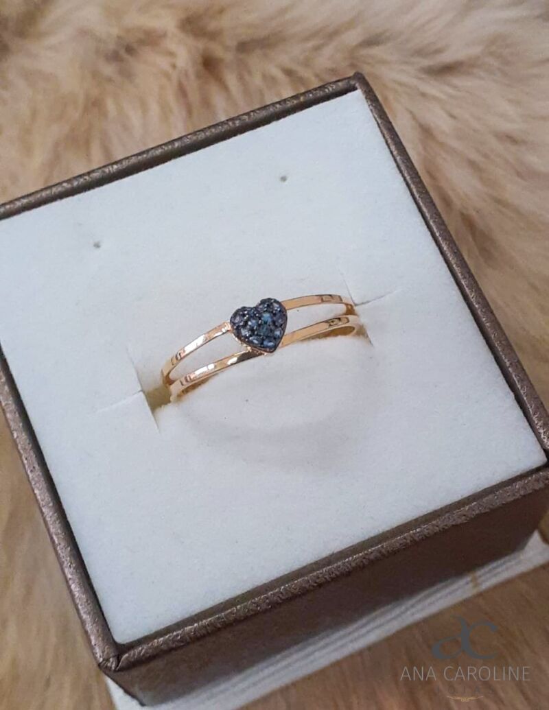 Anel em Ouro 18k com Zircônia.