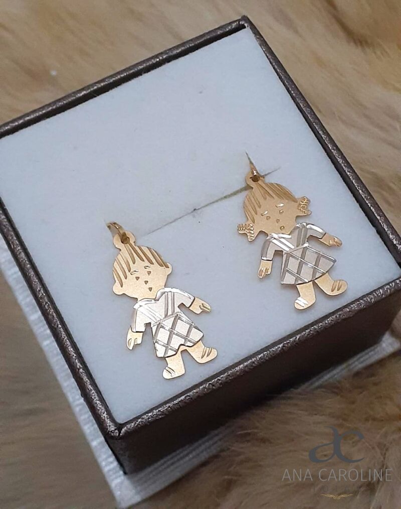 Conjunto de Pingentes Menino e Menina Estamparia em Ouro 18k